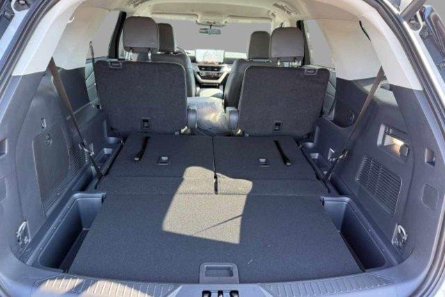 new 2025 Ford Explorer car, priced at $50,055
