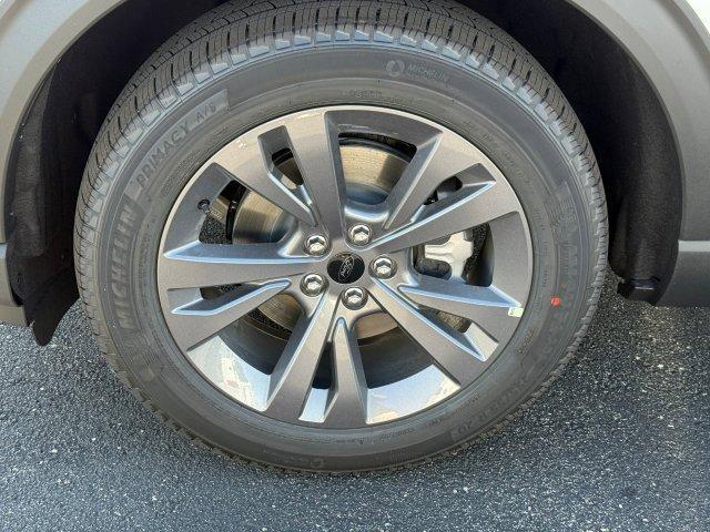 new 2025 Ford Explorer car, priced at $50,055