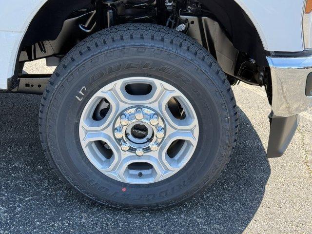 new 2025 Ford F-350 car, priced at $74,130