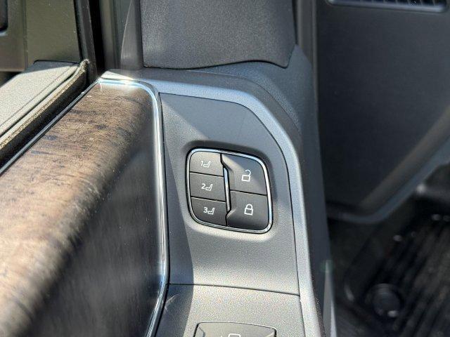 new 2025 Ford F-350 car, priced at $83,225