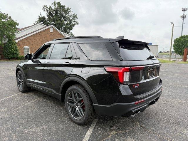 new 2025 Ford Explorer car, priced at $62,250