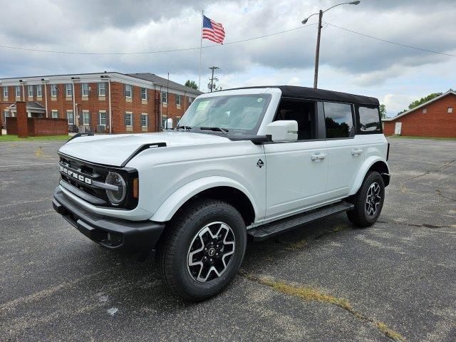 new 2024 Ford Bronco car, priced at $53,320