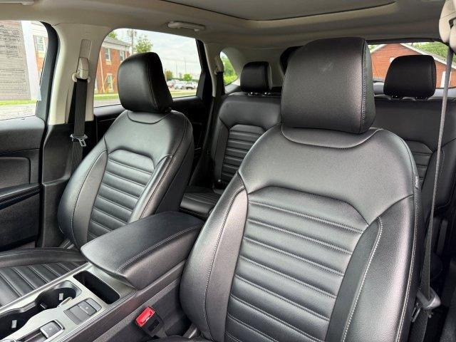used 2022 Ford Edge car, priced at $27,990
