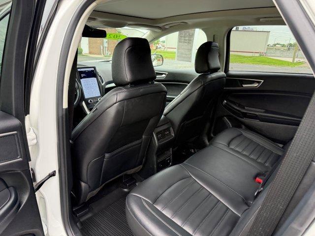 used 2022 Ford Edge car, priced at $27,990