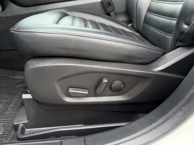 used 2022 Ford Edge car, priced at $27,990