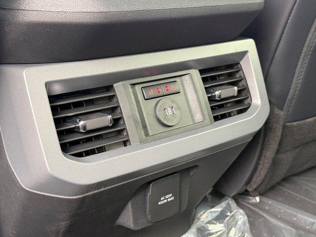 new 2025 Ford F-250 car, priced at $78,800