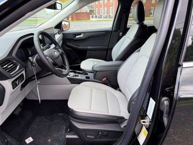 new 2025 Ford Escape car, priced at $38,895