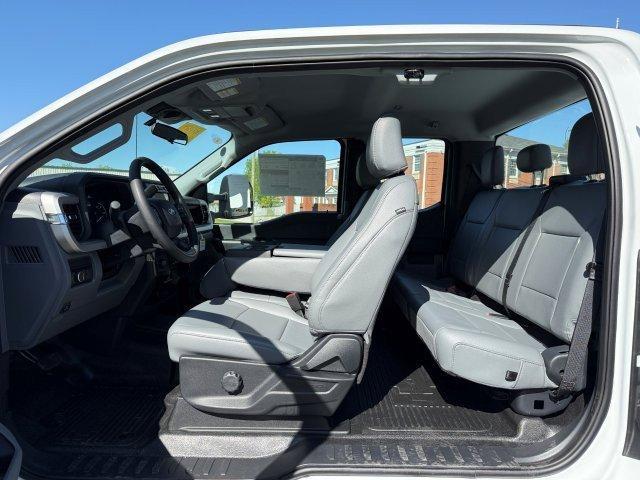 new 2024 Ford F-250 car, priced at $62,370