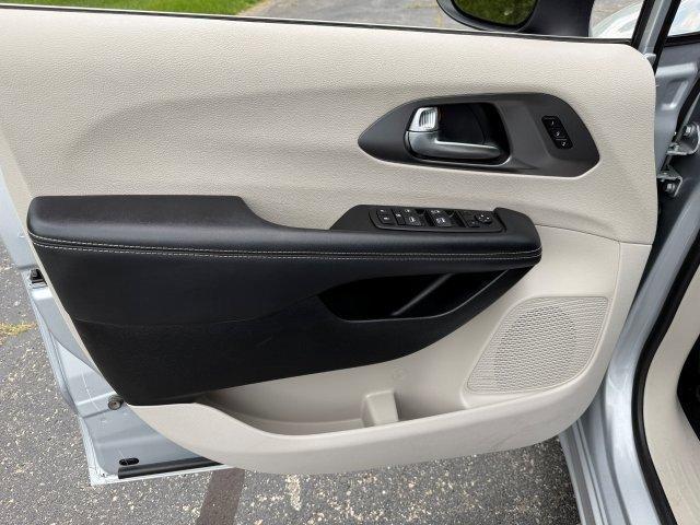 used 2023 Chrysler Pacifica car, priced at $24,490