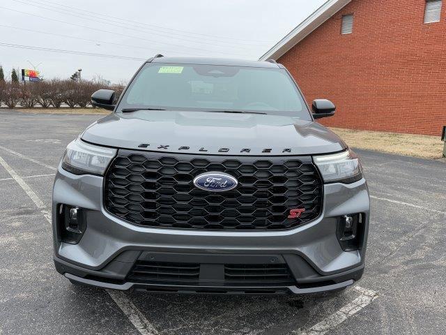 new 2025 Ford Explorer car, priced at $60,850