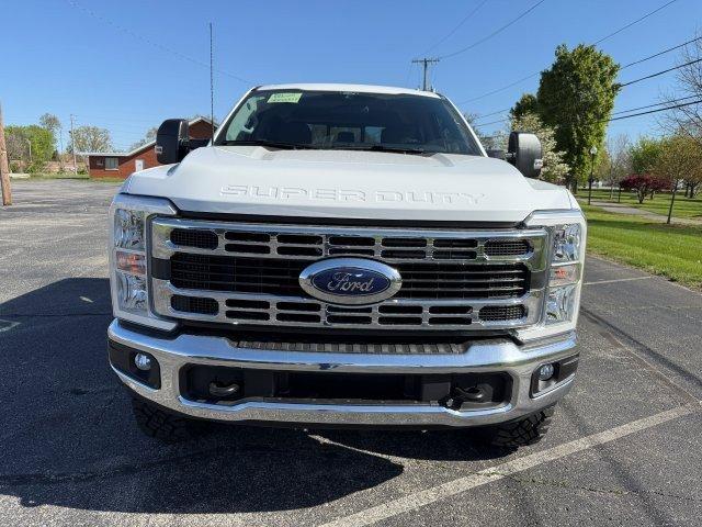 new 2025 Ford F-350 car, priced at $65,570