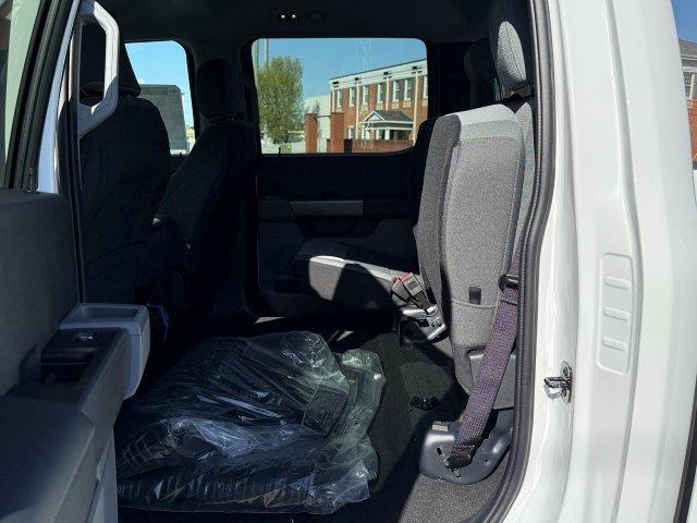 new 2025 Ford F-350 car, priced at $65,570