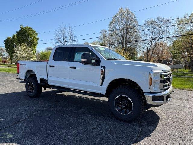 new 2025 Ford F-350 car, priced at $65,570