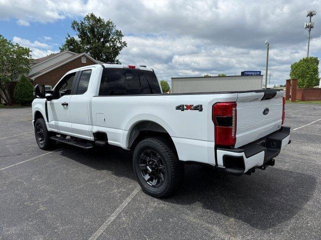 new 2025 Ford F-250 car, priced at $60,160