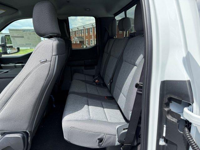 new 2025 Ford F-250 car, priced at $60,160