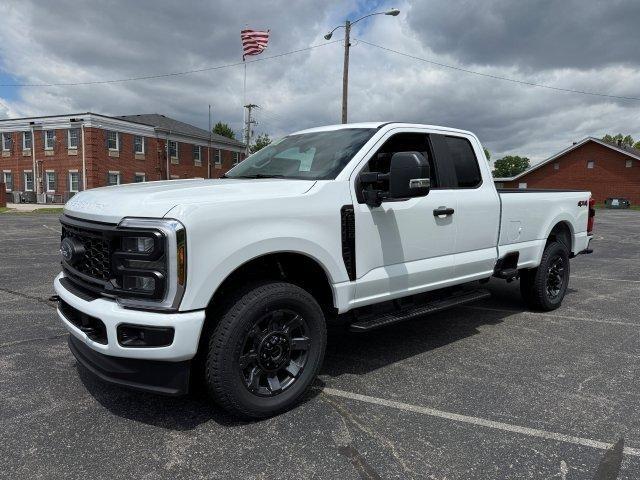 new 2025 Ford F-250 car, priced at $60,160