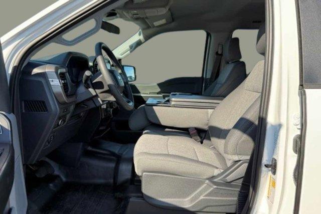 new 2025 Ford F-150 car, priced at $52,090