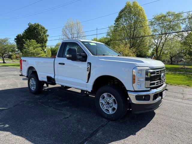 new 2025 Ford F-350 car, priced at $57,535