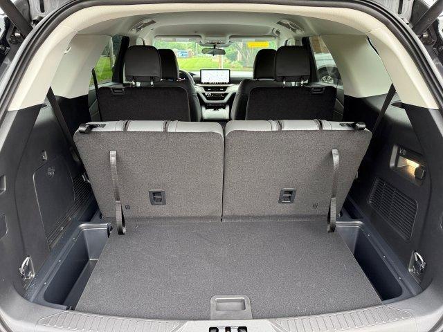 new 2025 Ford Explorer car, priced at $48,860