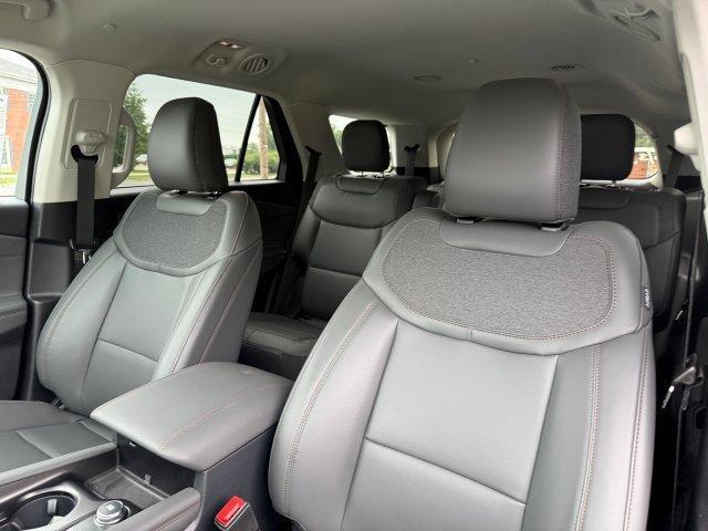 new 2025 Ford Explorer car, priced at $48,860