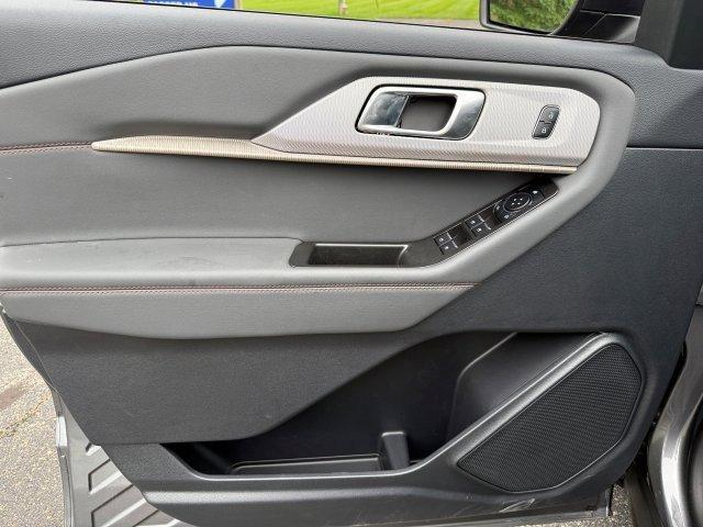 new 2025 Ford Explorer car, priced at $48,860