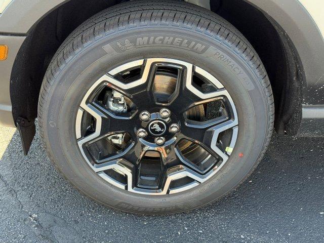 new 2025 Ford Bronco Sport car, priced at $40,880