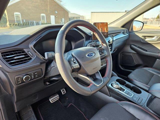 used 2023 Ford Escape car, priced at $24,990