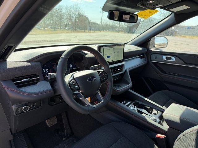 new 2025 Ford Explorer car, priced at $58,650