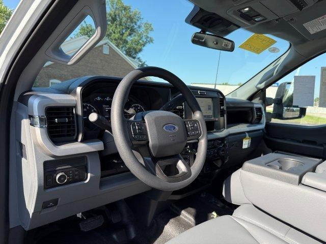 new 2025 Ford F-250 car, priced at $69,752