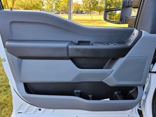 new 2024 Ford F-350 car, priced at $63,490