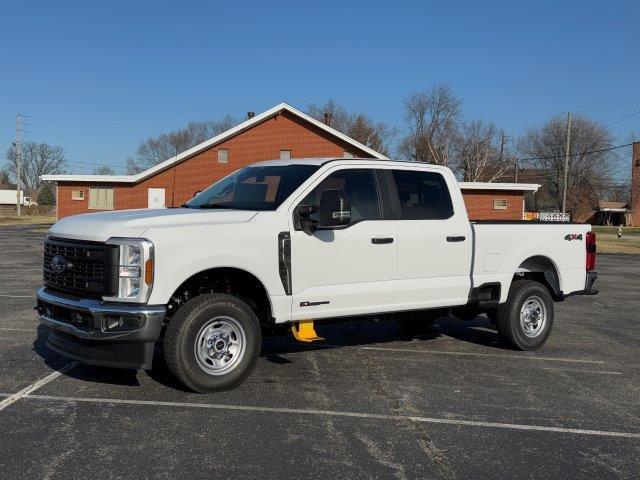 new 2025 Ford F-250 car, priced at $67,400