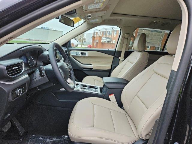 new 2024 Ford Explorer car, priced at $51,815