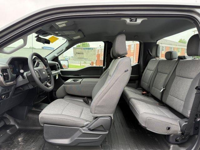new 2025 Ford F-150 car, priced at $47,555