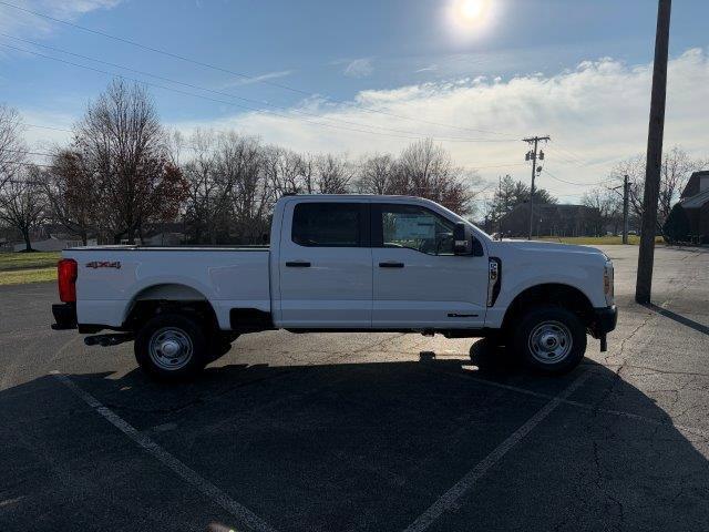 new 2025 Ford F-250 car, priced at $68,140