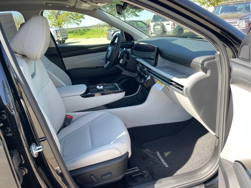new 2025 Hyundai Tucson car, priced at $42,754
