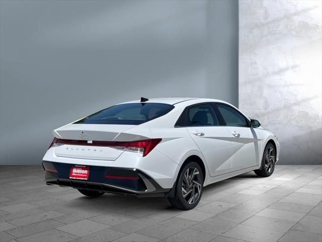 new 2024 Hyundai Elantra car, priced at $27,384