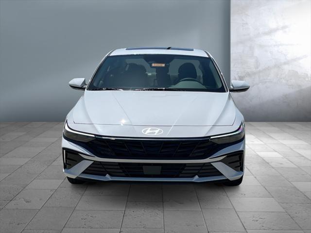 new 2024 Hyundai Elantra car, priced at $27,384