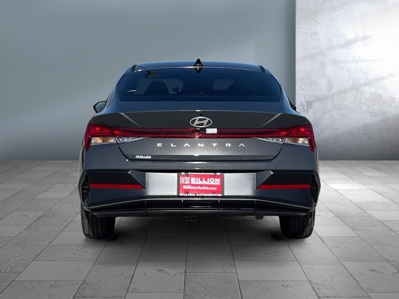 new 2025 Hyundai Elantra car, priced at $27,009