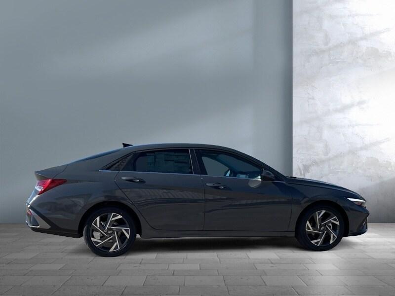 new 2025 Hyundai Elantra car, priced at $27,009