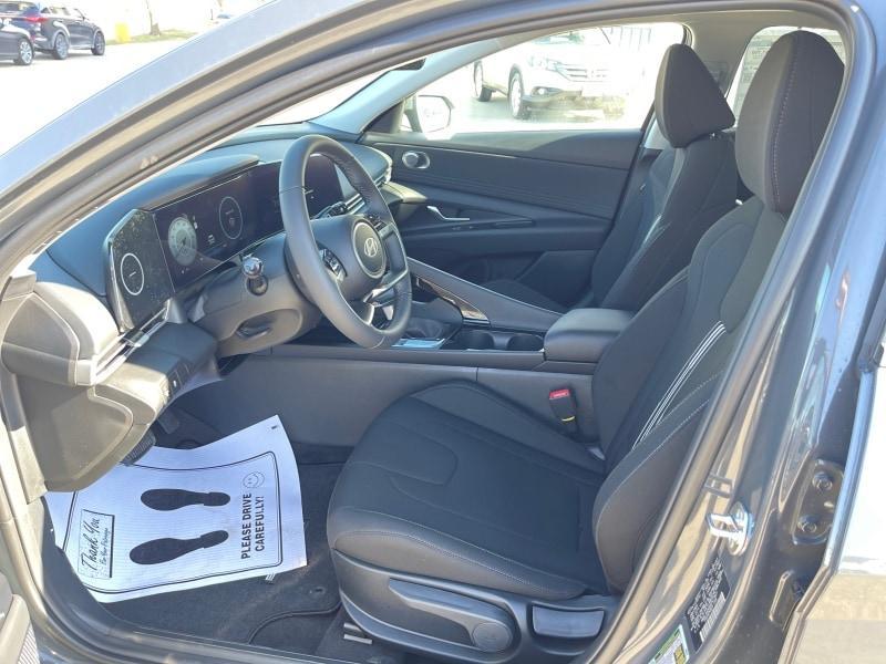 new 2025 Hyundai Elantra car, priced at $27,009