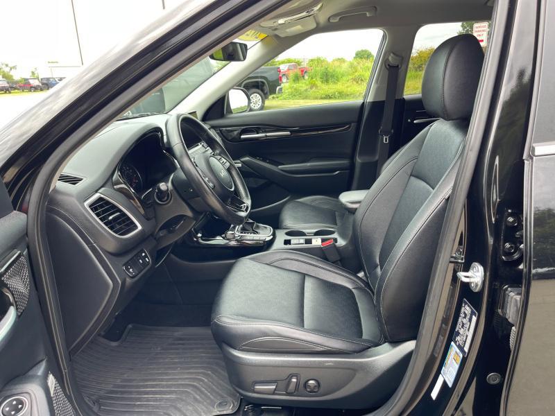 used 2023 Kia Seltos car, priced at $21,470