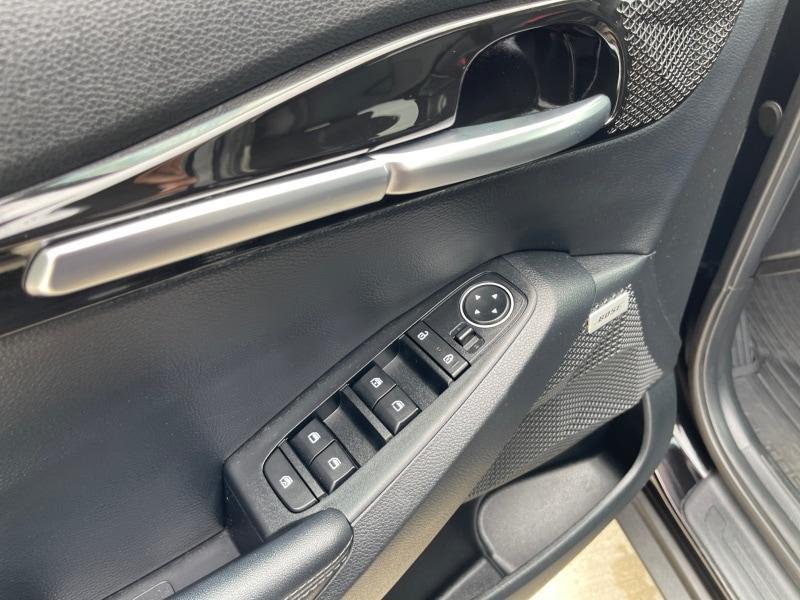 used 2023 Kia Seltos car, priced at $24,970