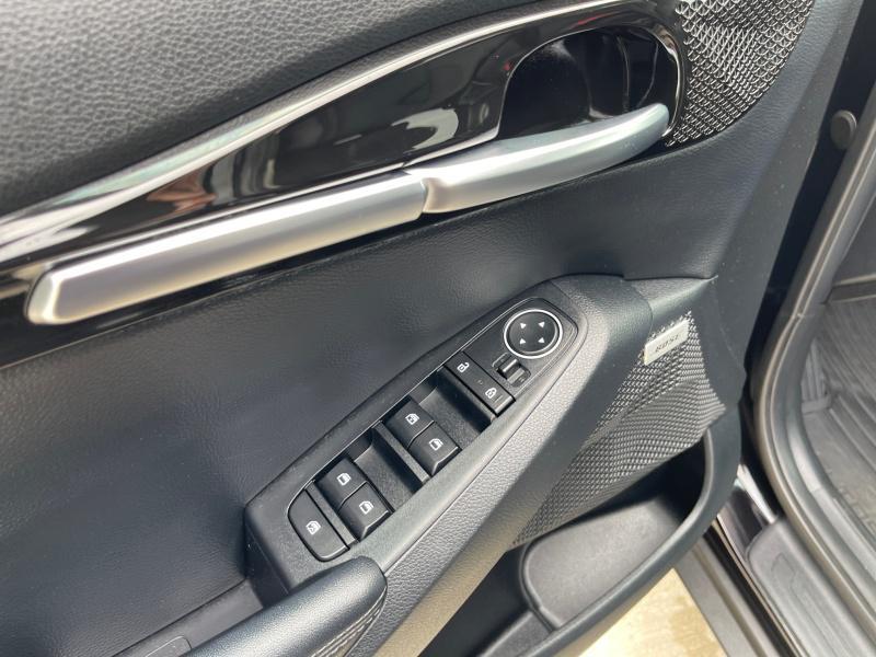 used 2023 Kia Seltos car, priced at $21,470