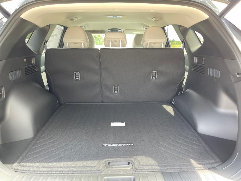 new 2025 Hyundai TUCSON Hybrid car, priced at $34,049