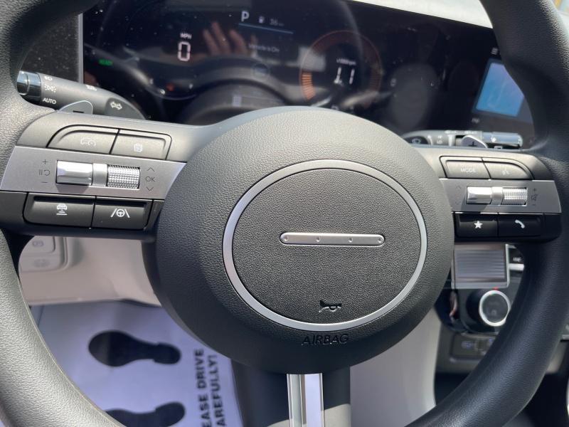 new 2025 Hyundai TUCSON Hybrid car, priced at $34,049