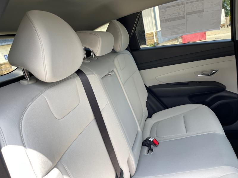 new 2025 Hyundai TUCSON Hybrid car, priced at $34,049