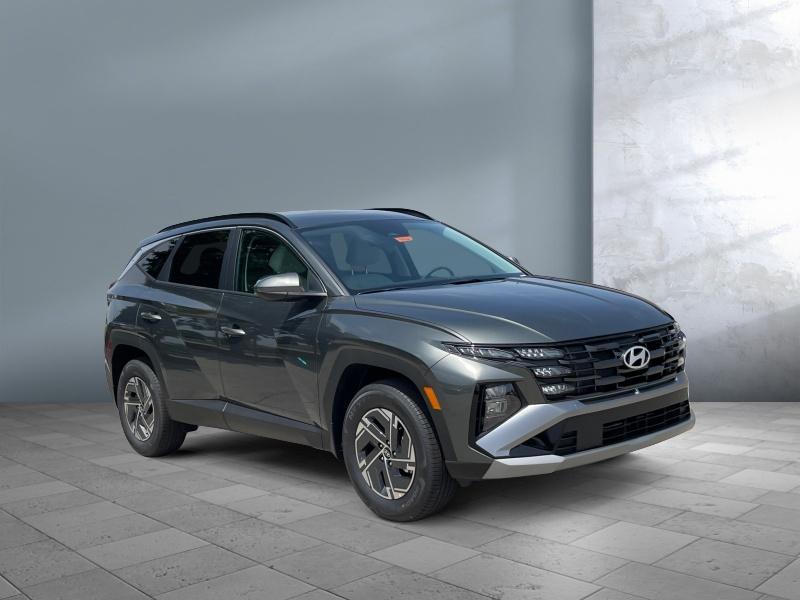 new 2025 Hyundai TUCSON Hybrid car, priced at $34,049