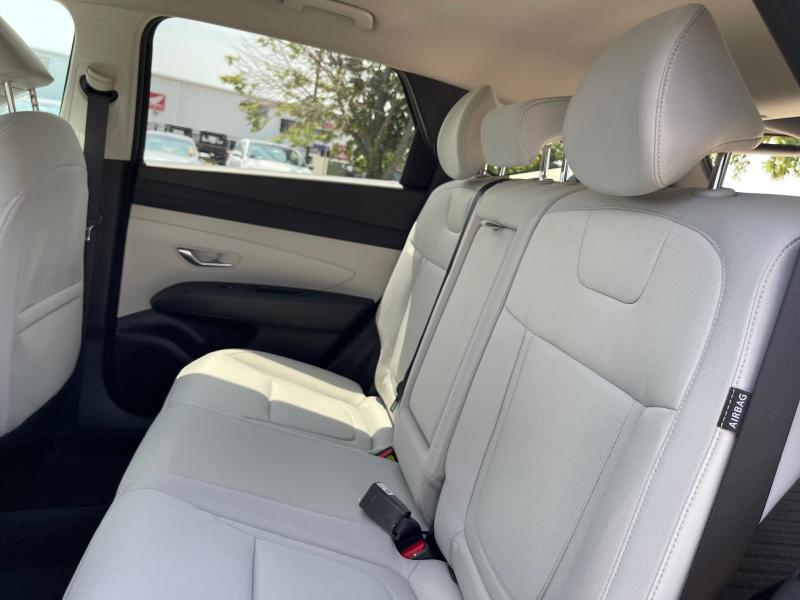new 2025 Hyundai TUCSON Hybrid car, priced at $34,049