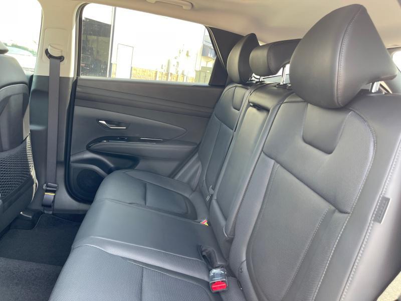 new 2025 Hyundai TUCSON Hybrid car, priced at $42,044