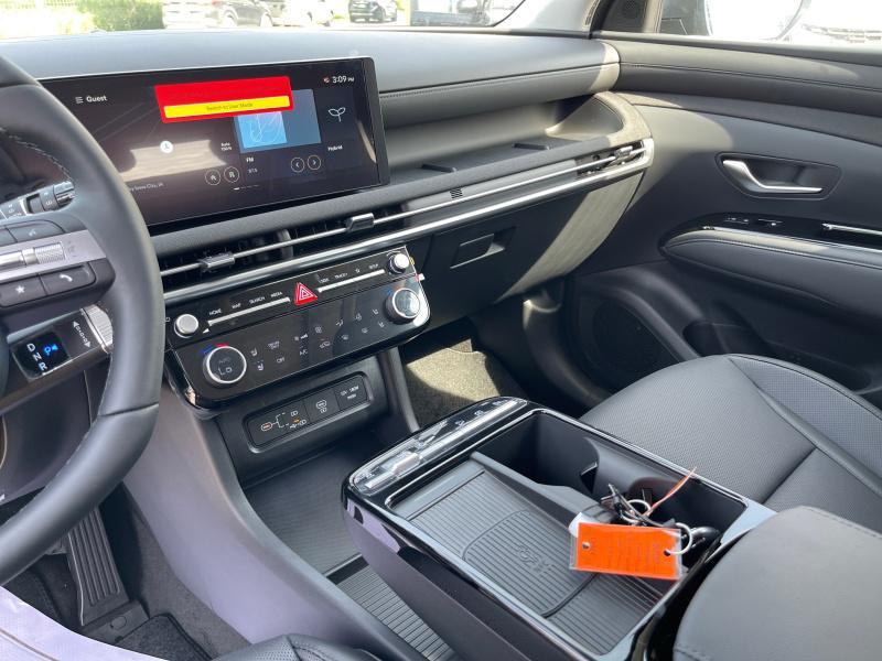 new 2025 Hyundai TUCSON Hybrid car, priced at $42,044